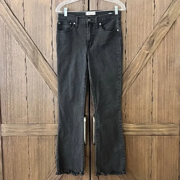 Madewell Cali Demi-Boot Jeans in Berkeley Black: Chewed-Hem Edition Size 28T EUC