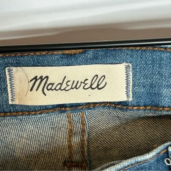 Madewell Cali Demi-Boot Jeans in Bess Wash: Button-Front Edition Size 26