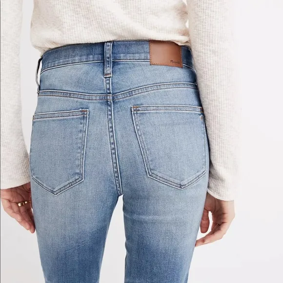 MADEWELL Cali Demi-Boot Jeans in Bess Wash: Button-Front Edition