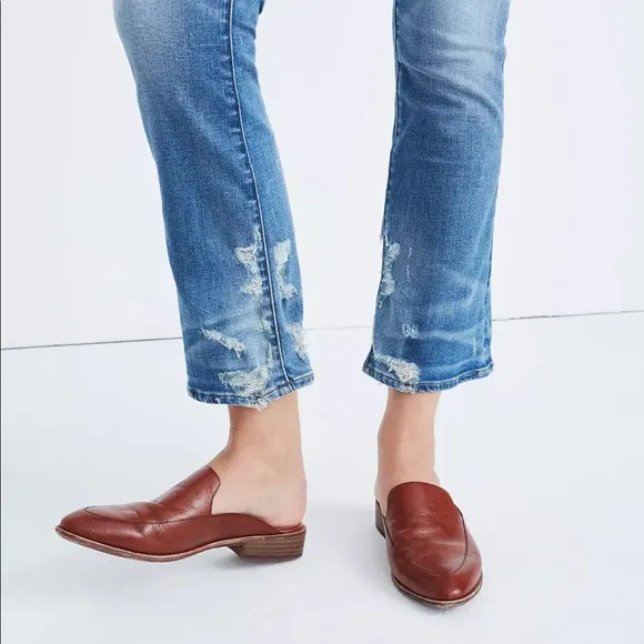MADEWELL Cali Demi-Boot Jeans in Bess Wash: Button-Front Edition