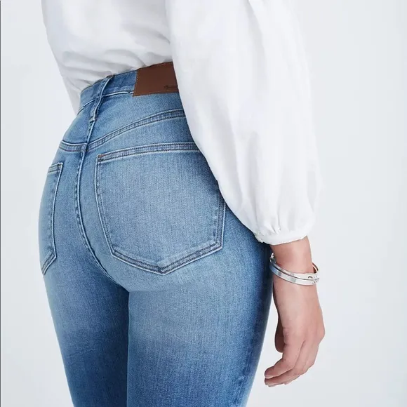 MADEWELL Cali Demi-Boot Jeans in Bess Wash: Button-Front Edition