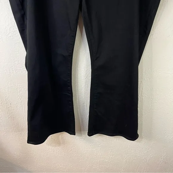 Madewell Cali Demi-Boot Jeans in Black Frost: TENCEL Denim Edition