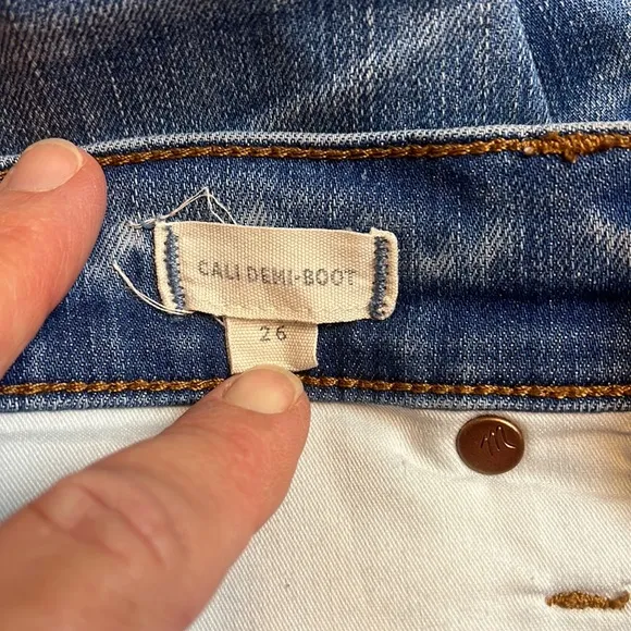 Madewell Cali Demi-Boot Jeans in Bronson Wash Button-Front Edition 26