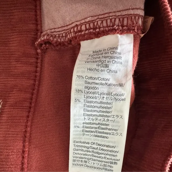 Madewell Cali Demi-Boot Jeans in Corduroy:Button-Front Edition Size 25
