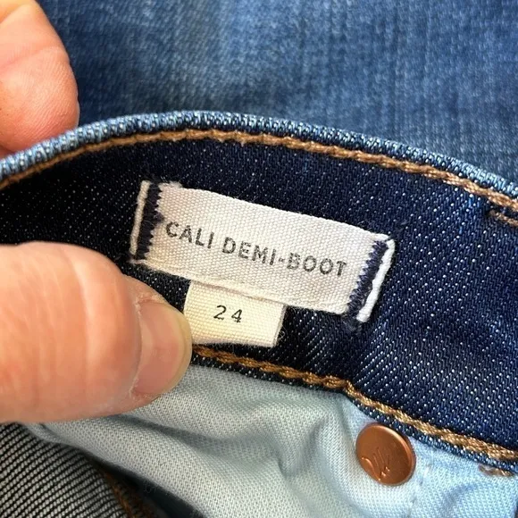 Madewell | Cali Demi Boot Jeans, Released Hem, Mitchell Wash, Size 24