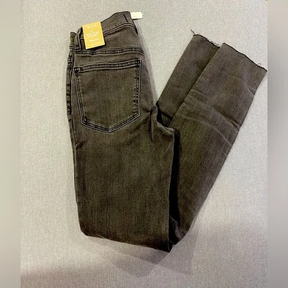 Madewell High Rise Distressed Black Skinny Jeans Size 24 NWT