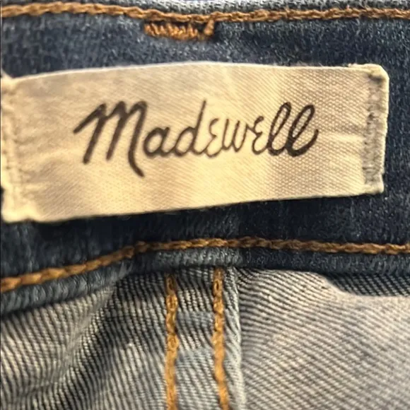 Madewell NWOT Cali Demi-Boot Jeans: Chewed-Hem Edition Size 26