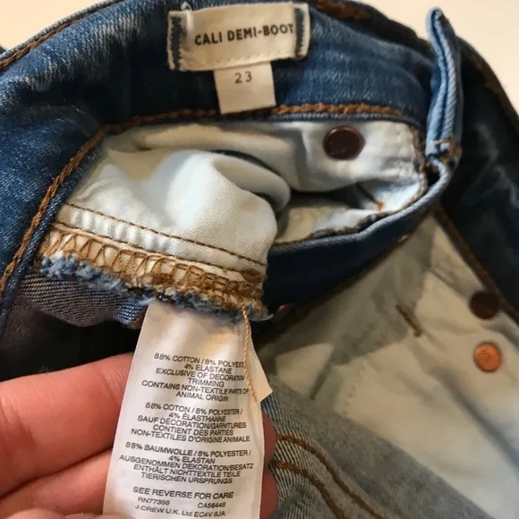 Madewell NWT Women’s Cali Demi-Boot Jeans Raw Hem Destructed Size 23 XXS