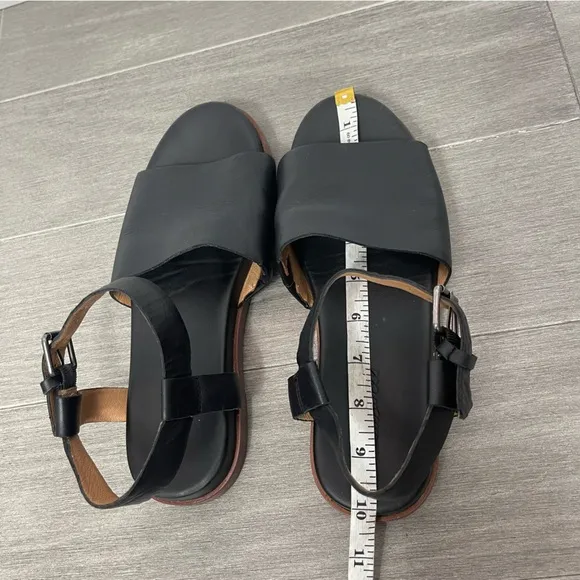 Madewell The Noelle Ankle Strap Flat Black Minimalist Shoes Sandals ND986 7.5