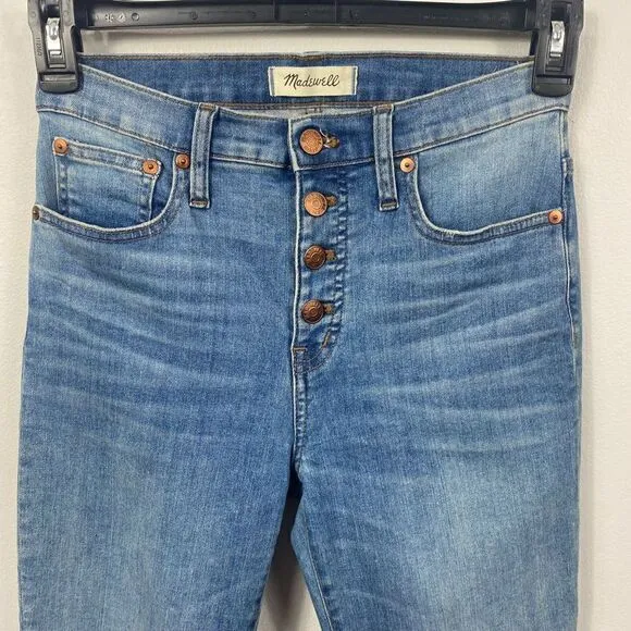 Madewell Cali Demi-Boot Jeans in Bess Wash: Button-Front Edition