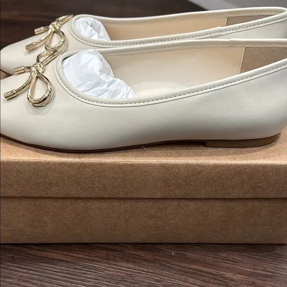 Maeve Cream Flats with Bow Detail