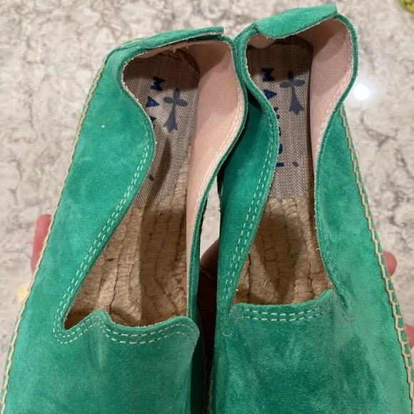 Manebi Hamptons Espadrilles in Apple Green