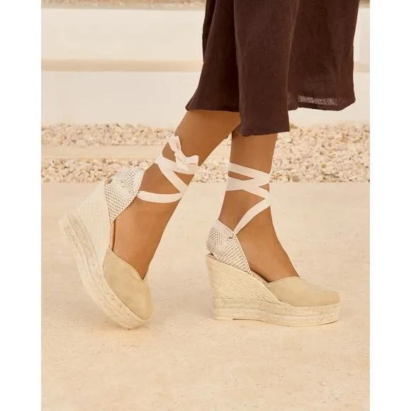 Manebi Soft Suede Heart-Shaped Wedge Espadrilles 38EU/8