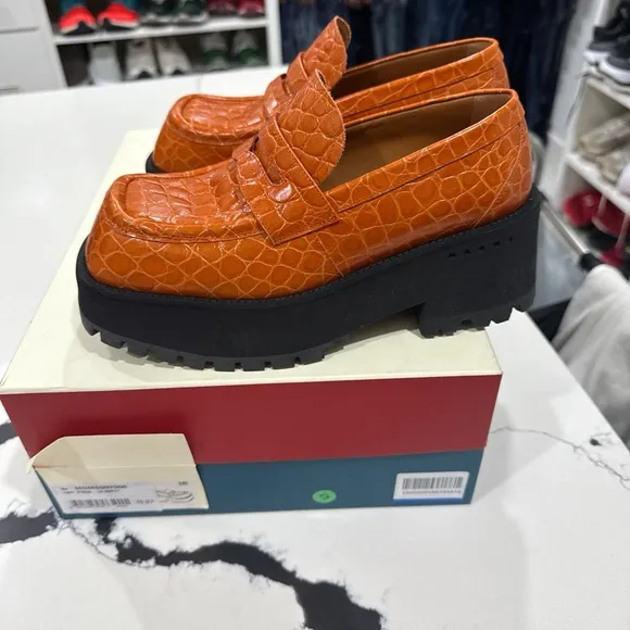 Marni Orange women’s Loafers