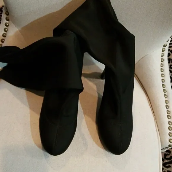 Martinez Valero knee high 5 inch pull on heels