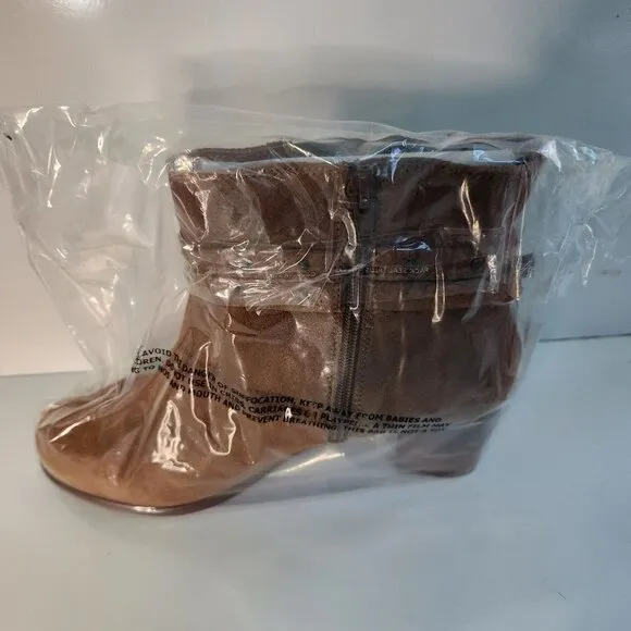 Matisse NIB Camryn Cognac Suede Ankle Boots Size 10W