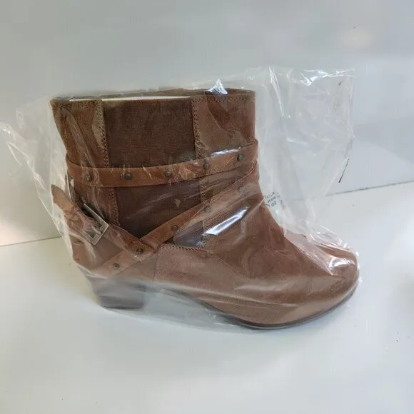 Matisse NIB Camryn Cognac Suede Ankle Boots Size 10W