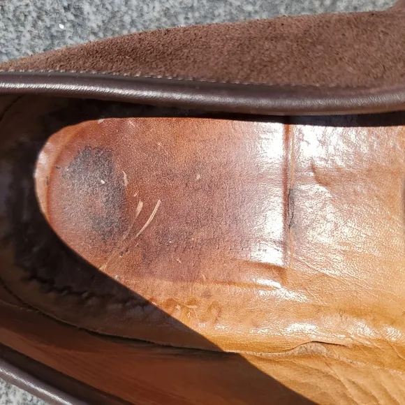 Men's Gucci Brown Suede Loafers with Gold Tone Detail Size 10