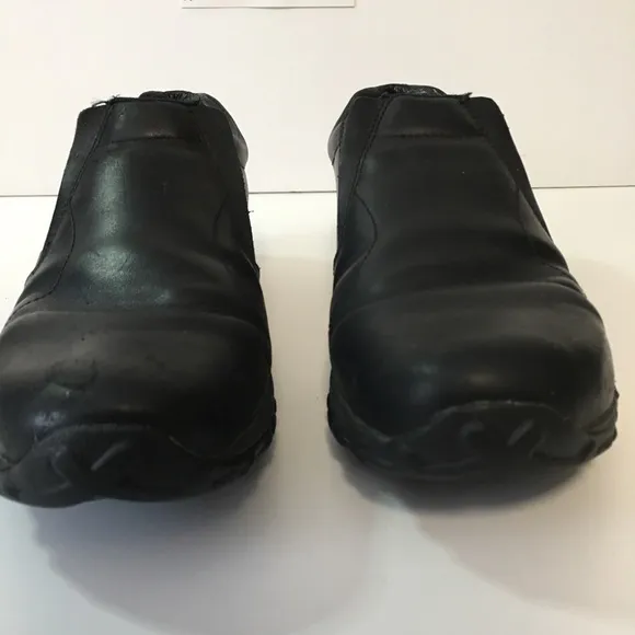 MERRELL BLACK LEATHER SLIP ON SHOES DUAL DENSITY SZ 9.5