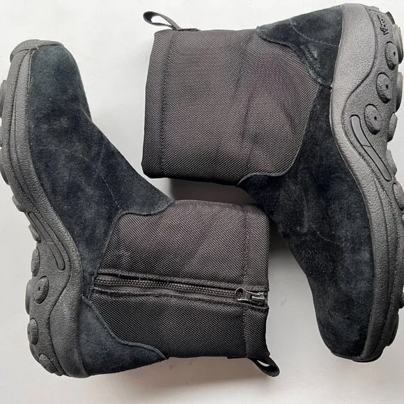Merrell Jungle Mid Zip Polar Insulated Boots in black with Vibram Arctic Grip