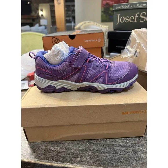 Merrell Trail Quest Hiking Shoe, Berry, Size 6 Big Kid US