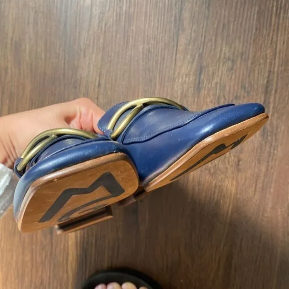 M.Gemi the Silvia Navy Leather Loafers