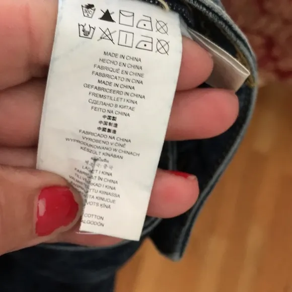 MICHAEL KORS size 10 boyfriend jeans DILLON Relaxed distressed sequin detail