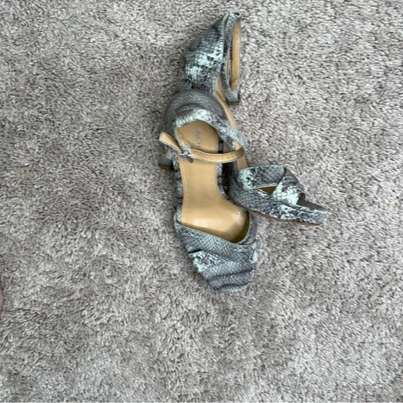 Micheal Kors strap heel. Size 71/2 color - Celadon
