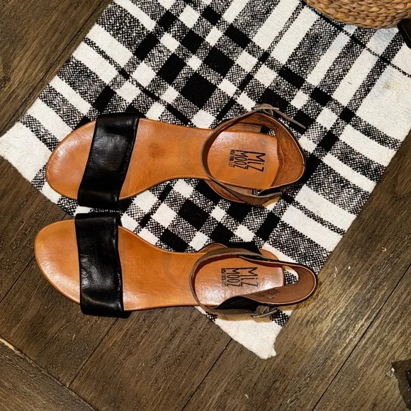 Miz Mooz ALANIS Black &amp; Brown Leather Ankle Strap Sandals Size 9