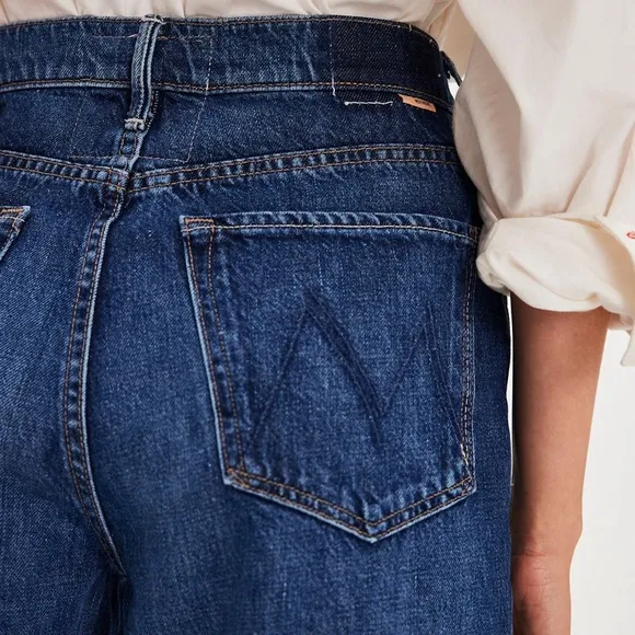 Mother Spitfire Jeans. Size 26. NWT.
