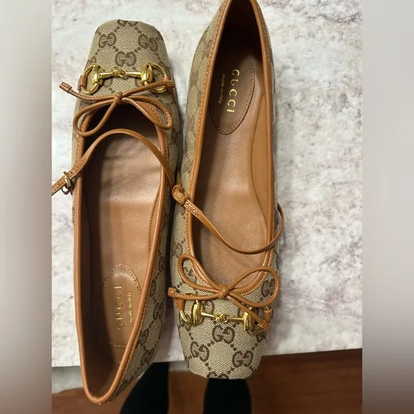 N0nautehntik Gucci Brown GG Canvas Horsebit Ballerina Flats- read description