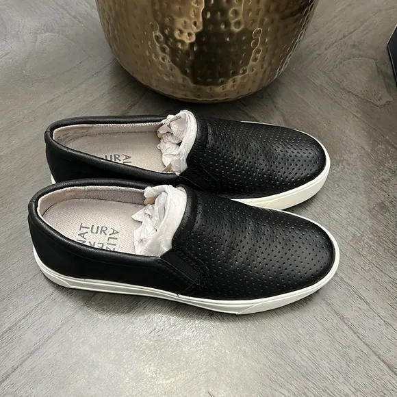Naturalizer Aileen Black Slip-On Sneaker