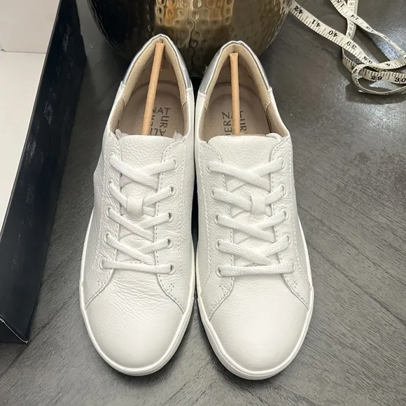 NATURALIZER Morrison Sneakers