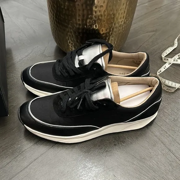 Naturalizer  Sarina Sneakers Black
