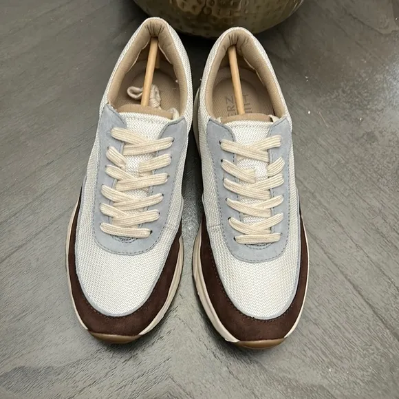 Naturalizer Sarina Sneakers (Wide)