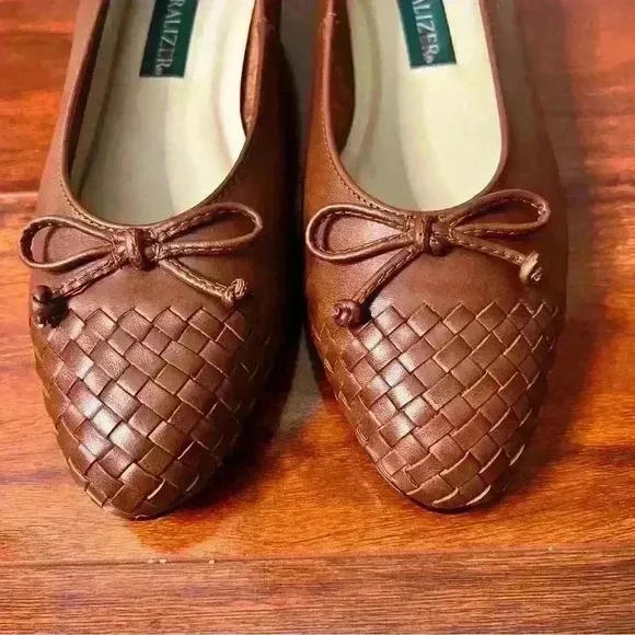 Naturalizer Vintage Women Size 8M Brown Leather Ballet With Bow Flat Small Heel