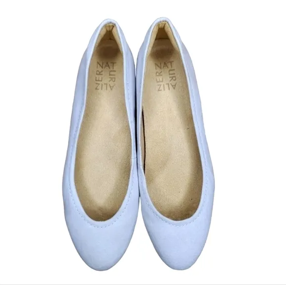 NATURALIZER Vivienne Iced Lilac Flats Size 7.5 NWOB