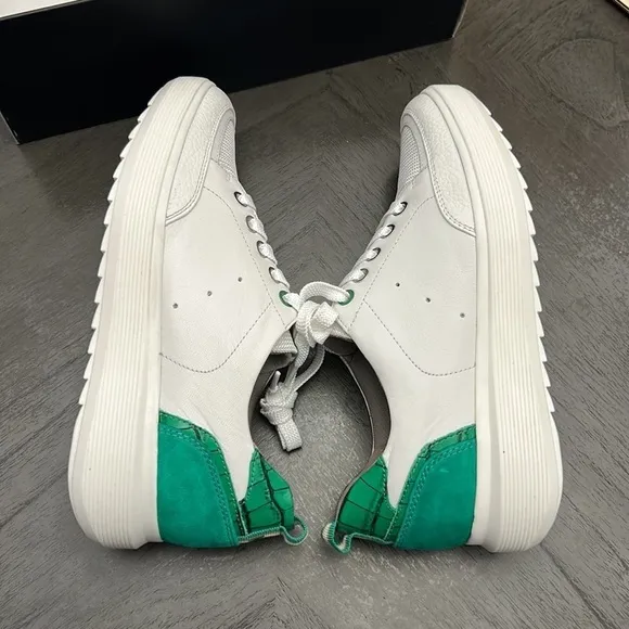 Naturalizer Women's Tilda Sneaker Green/White