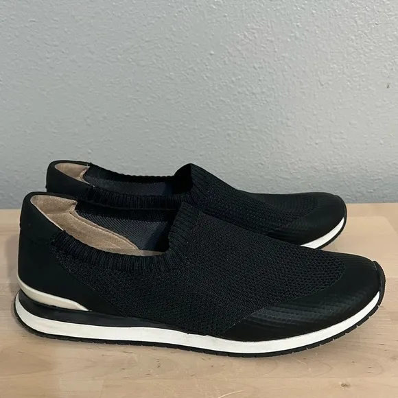 NaturalizerLafayette Slip-on Sneakers Black Size 9.5