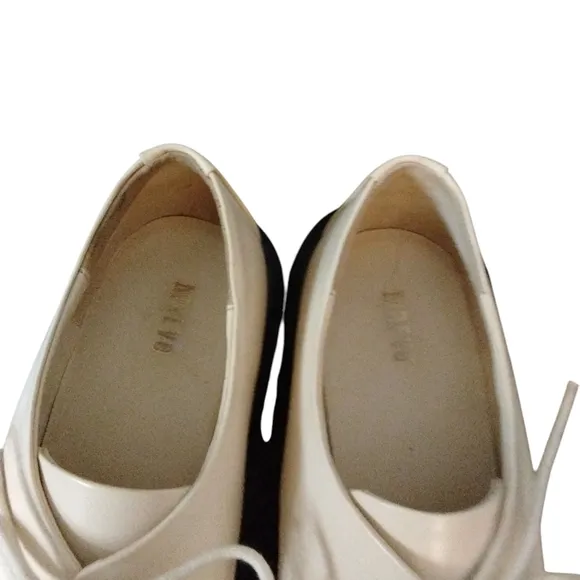 NEW Anthropologie Maeve Cream Lace-Up Lug Sole Oxford Flats Size 10