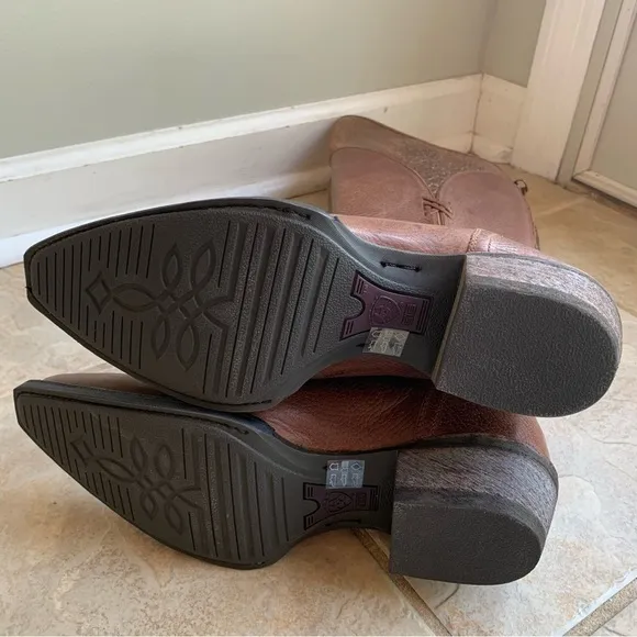 NEW Ariat &quot;Caldera&quot; Brown Knee High Leather Boots Sand Dollar SAMPLE‌‌‌‌‌‌‌‌