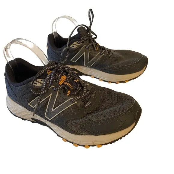 New Balance 410 Men’s Size 9.5 Gray Running Shoes