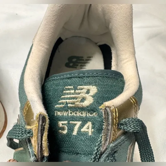New Balance Classic 574 Women’s Sneakers -10M