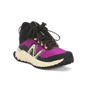 NEW BALANCE Fuchsia Purple Fresh Foam Garoe Midcut Trail Running Sneakers