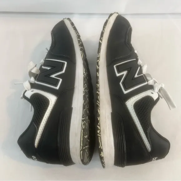 NEW BALANCE GC574BW1  Kids Black and White SneakersSize: USA 4