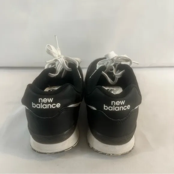 NEW BALANCE GC574BW1  Kids Black and White SneakersSize: USA 4