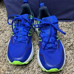 New Balance Kid YPNTRLL Blue Synthetic Trail Running Shoes Lace Up Sneakers