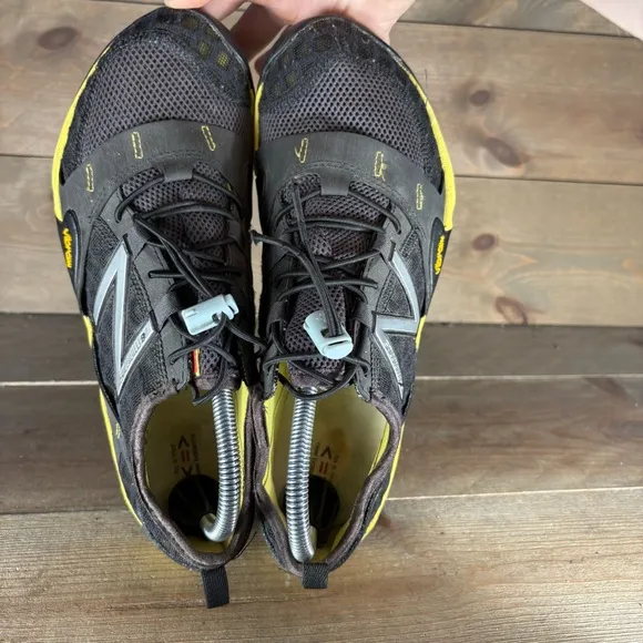 new balance minimus mens size 9 shoes black yellow trail running sneakers