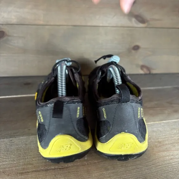 new balance minimus mens size 9 shoes black yellow trail running sneakers