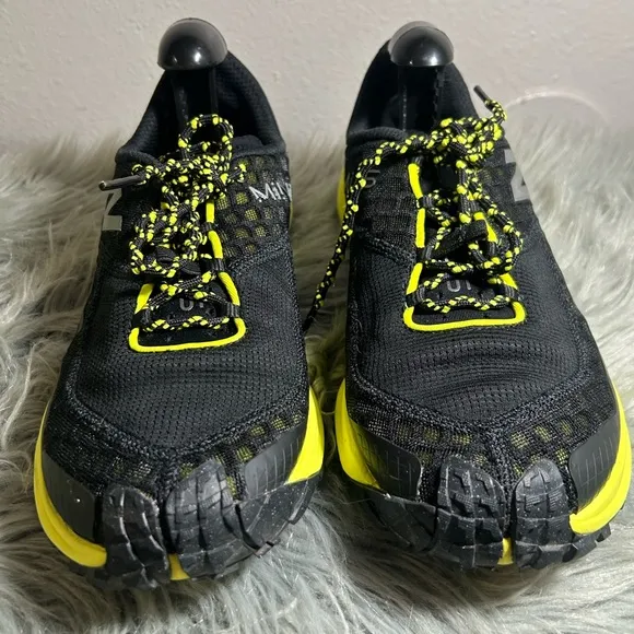 New Balance Minimus Trail Sneakers Black with firefly and ginger lemon Size 10.5